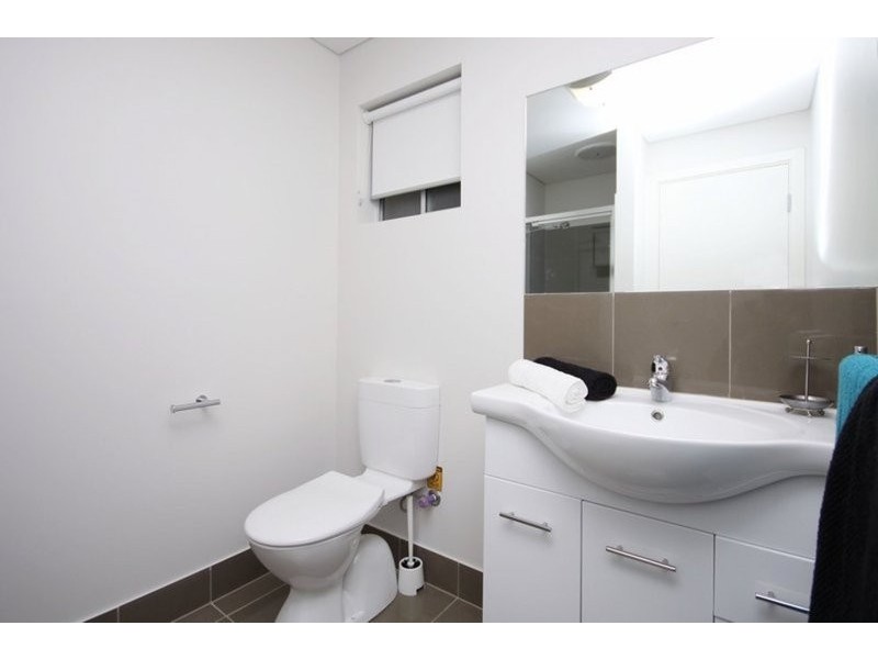 18/32-36 Riverside Street, Mawson Lakes SA 5095