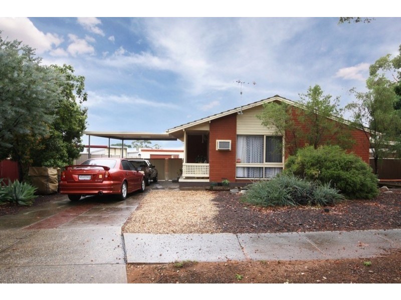 8 Ballard Street, Elizabeth East SA 5112