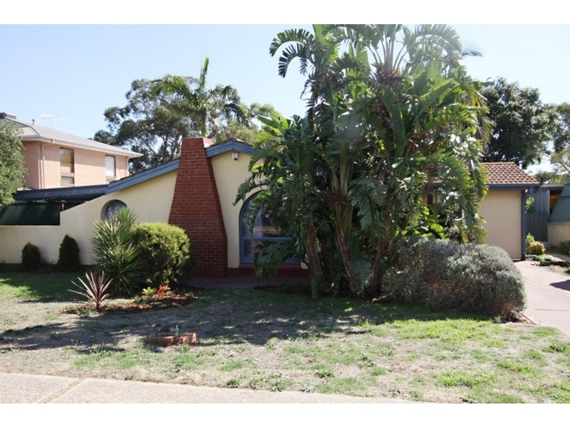 6 Pangari Drive, Fairview Park SA 5126