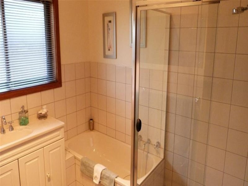 17 Gaylard Crescent, Redwood Park SA 5097