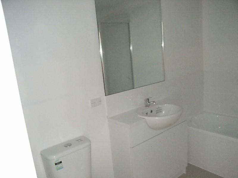 10-16 Light Common, Mawson Lakes SA 5095