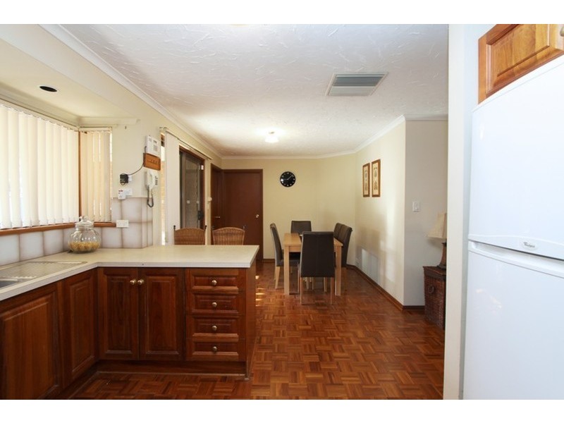 2 Ronaldo Way, Paralowie SA 5108