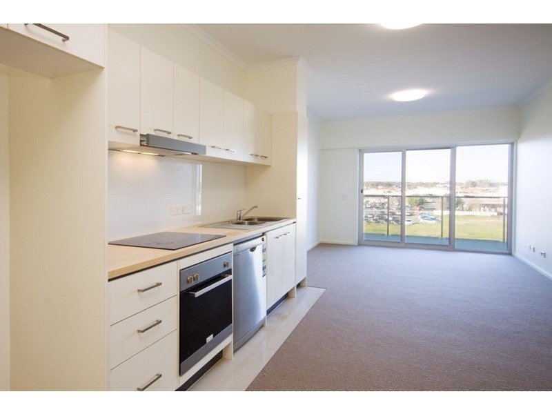 29/10-16 Light Common, Mawson Lakes SA 5095
