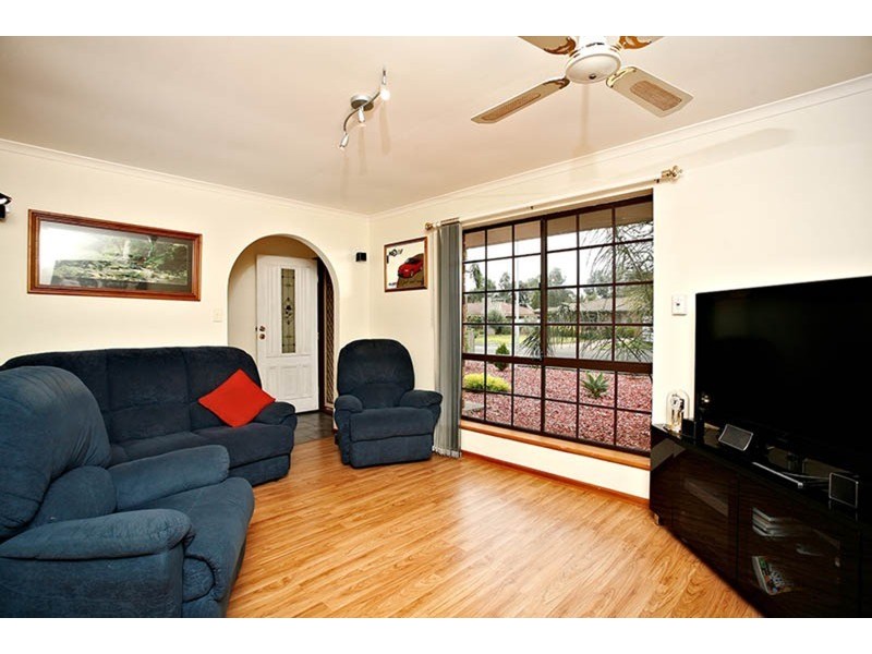 18 Niven Drive, Paralowie SA 5108