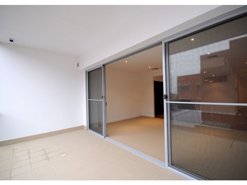 106/1-5 Euston Walk, Mawson Lakes SA 5095