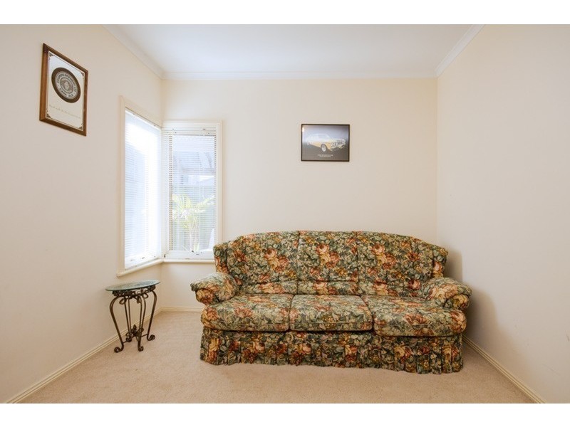 2 Antigua Court, Mawson Lakes SA 5095