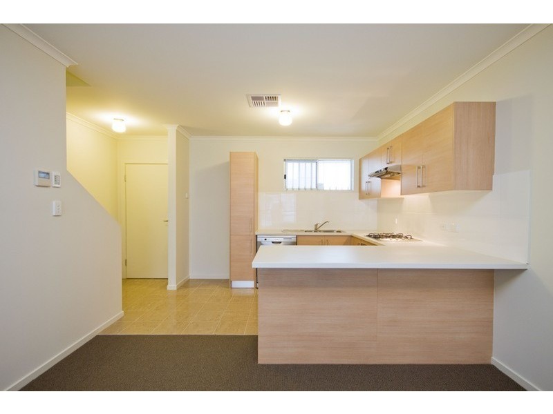 2/23-25 Metro Parade, Mawson Lakes SA 5095