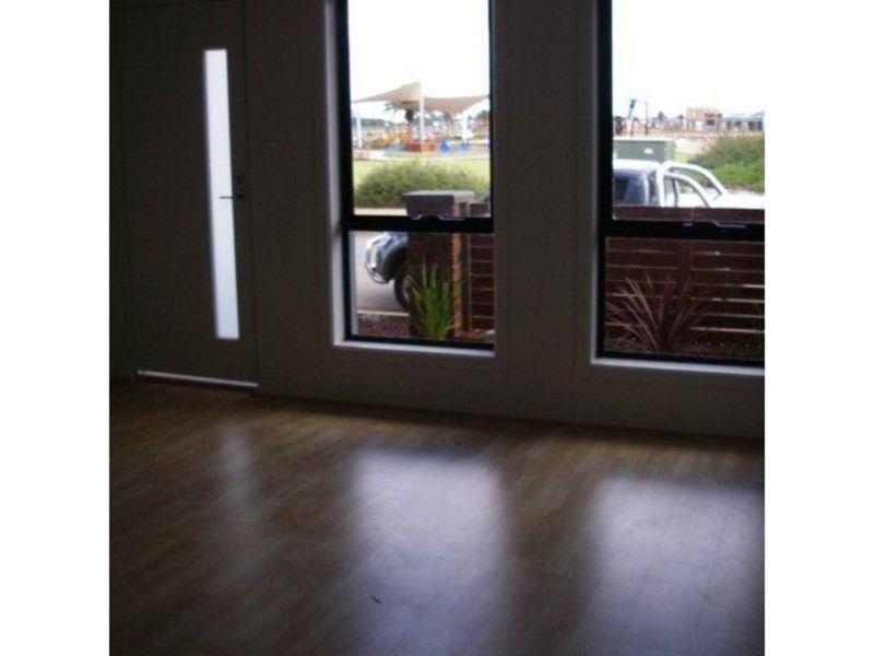 48 Cascades Drive ( Cnr Franklin) Street, Mawson Lakes SA 5095