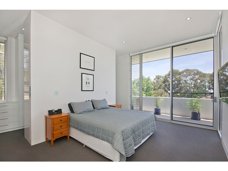 17 Elmglade Road, Springfield SA 5062