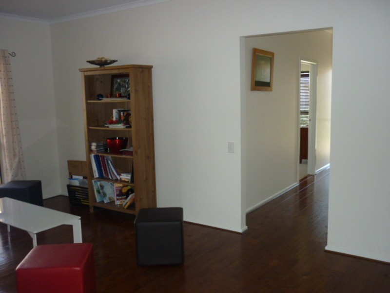 11 HIndmarsh  Circuit, Mawson Lakes SA 5095