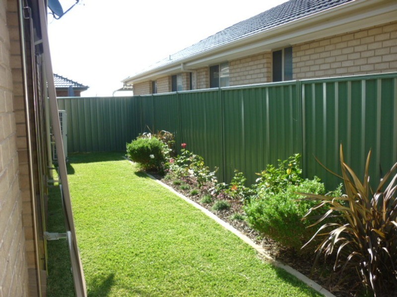 11 HIndmarsh  Circuit, Mawson Lakes SA 5095