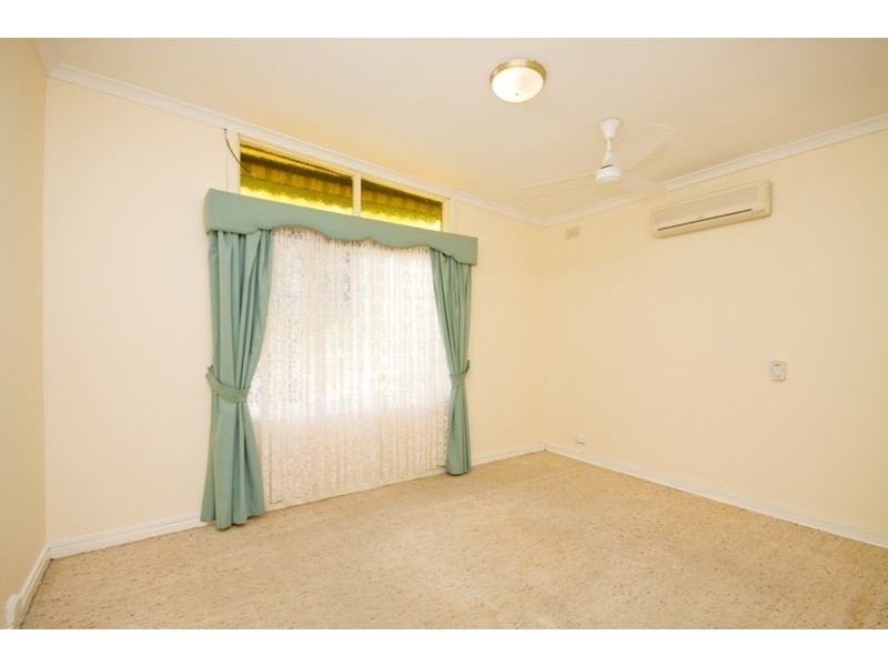 28 Carol Drive, Para Hills SA 5096