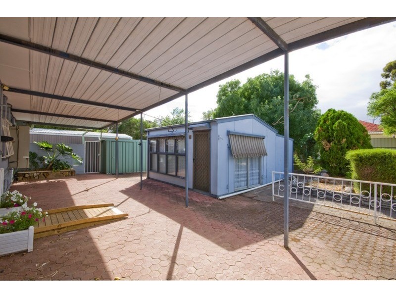 28 Carol Drive, Para Hills SA 5096