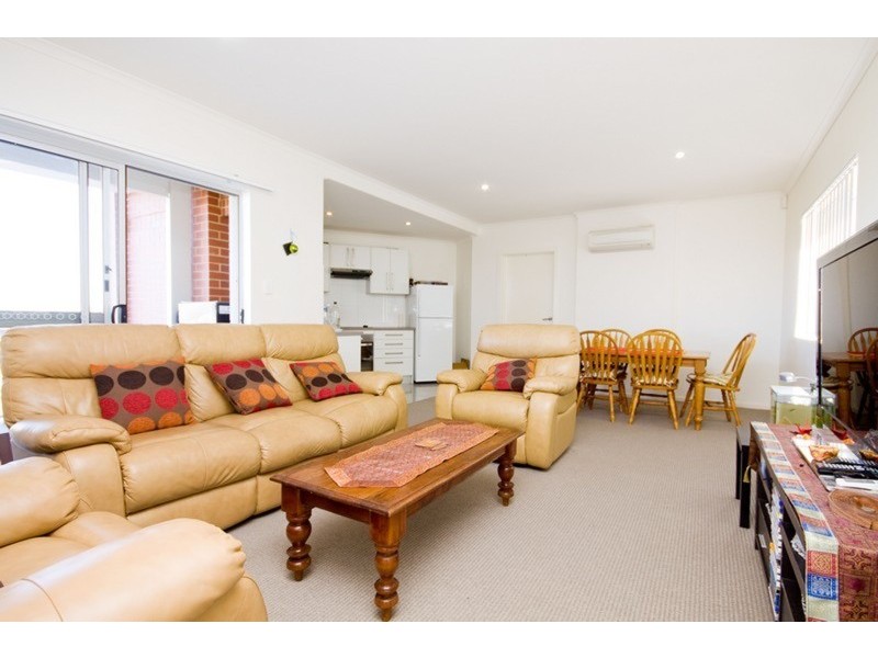 4/7 Euston Walk, Mawson Lakes SA 5095