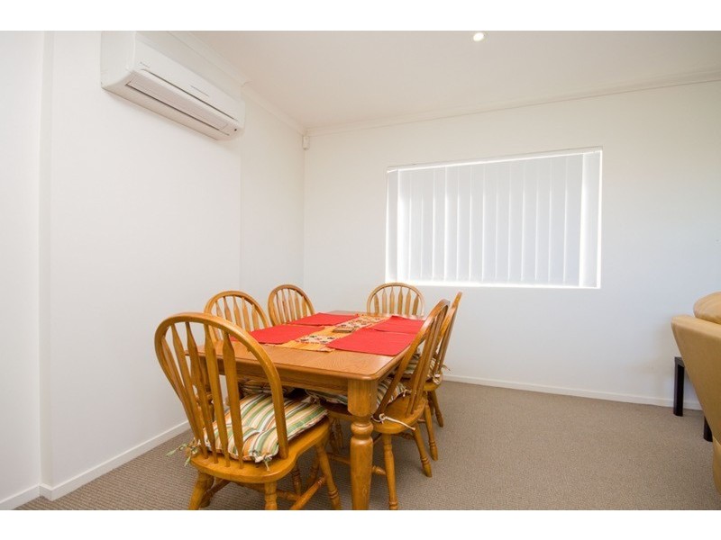 4/7 Euston Walk, Mawson Lakes SA 5095