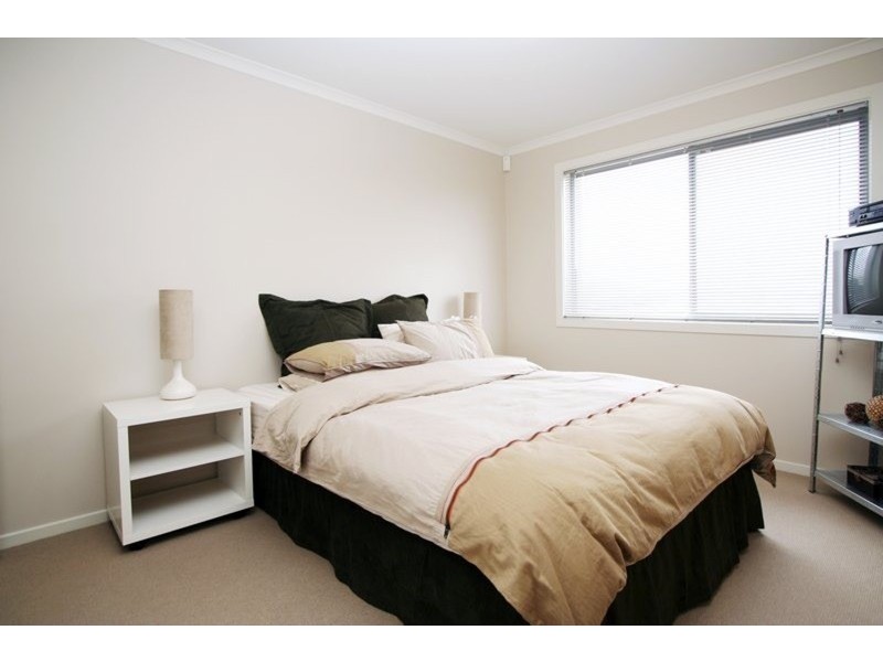 2/5 Goodall Parade, Mawson Lakes SA 5095