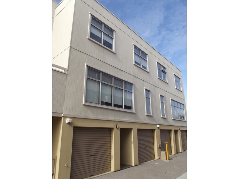 8/1-5 St. Kitts  Place, Mawson Lakes SA 5095