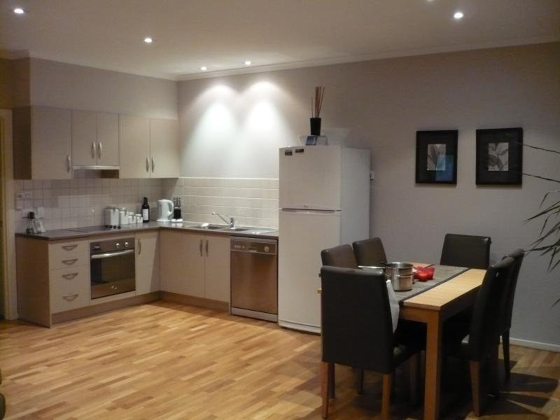 12/2 Fisher, Mawson Lakes SA 5095