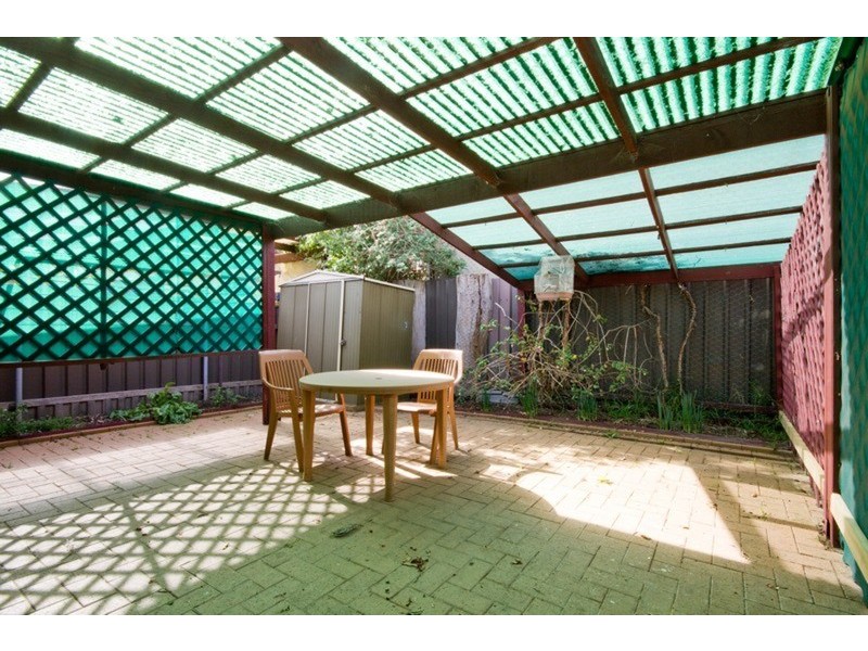 2/4 Jeanette  Crescent, Aberfoyle Park SA 5159