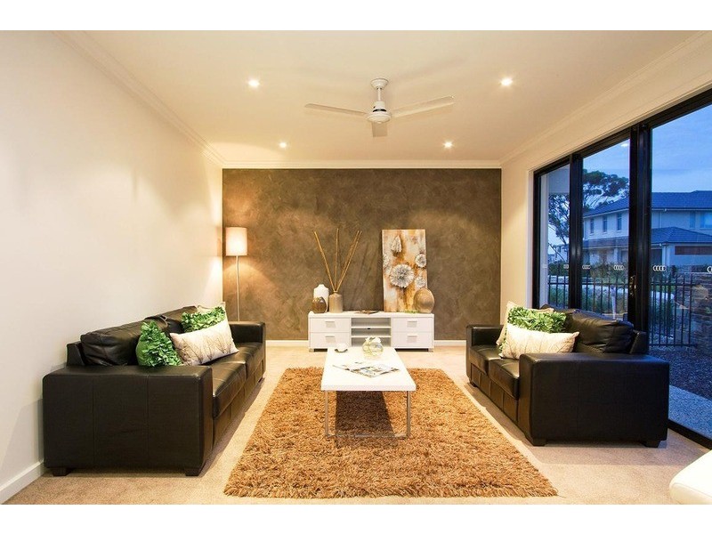 9 James Lane, Mawson Lakes SA 5095