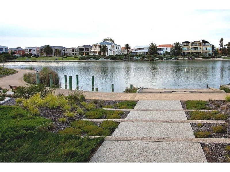 9 James Lane, Mawson Lakes SA 5095