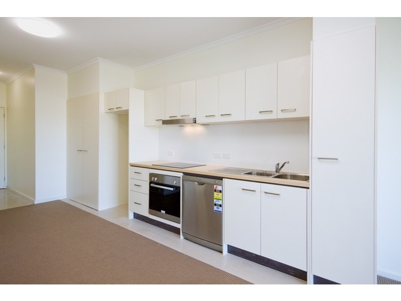 22/10-16 Light Common, Mawson Lakes SA 5095