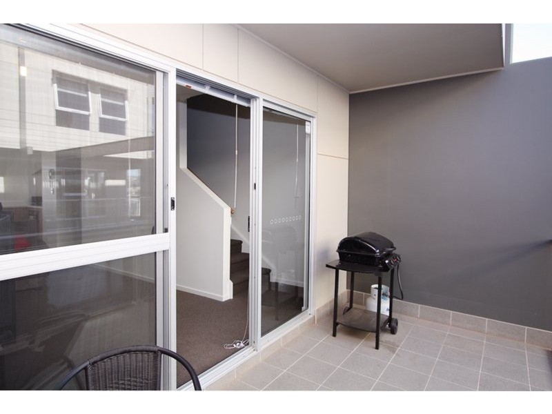 17/23-25 Metro Parade, Mawson Lakes SA 5095