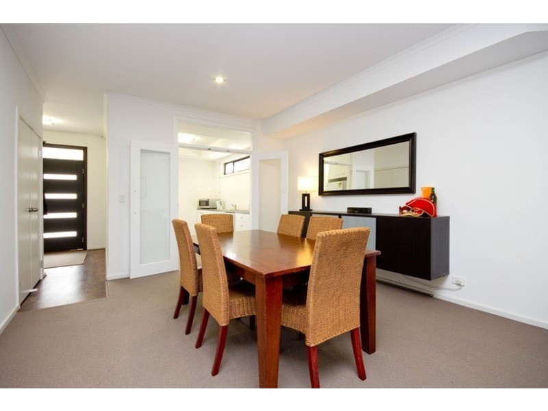 2 Robinson Street, Mawson Lakes SA 5095