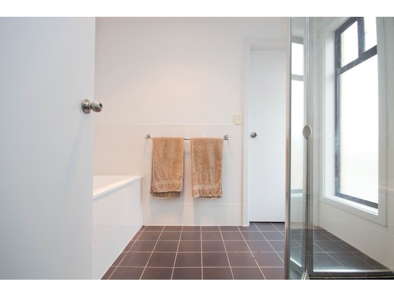 2 Robinson Street, Mawson Lakes SA 5095