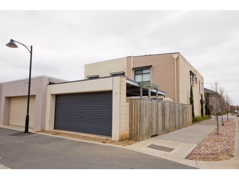 2 Robinson Street, Mawson Lakes SA 5095