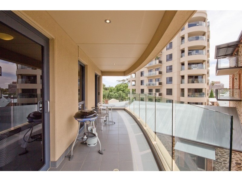 13/15 Dequetteville Terrace, Kent Town SA 5067