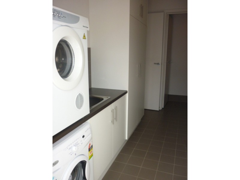 22 Robinson  Street, Mawson Lakes SA 5095