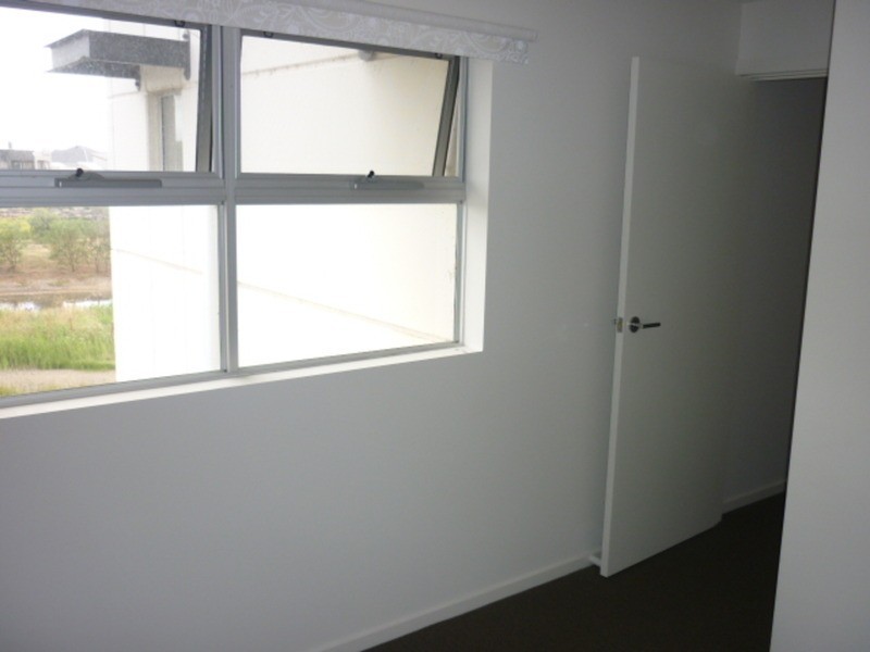 9/44-48 Metro Parade, Mawson Lakes SA 5095