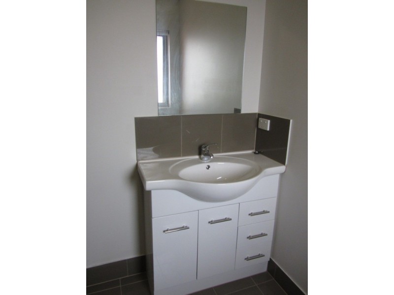 19/32-36 Riverside Street, Mawson Lakes SA 5095