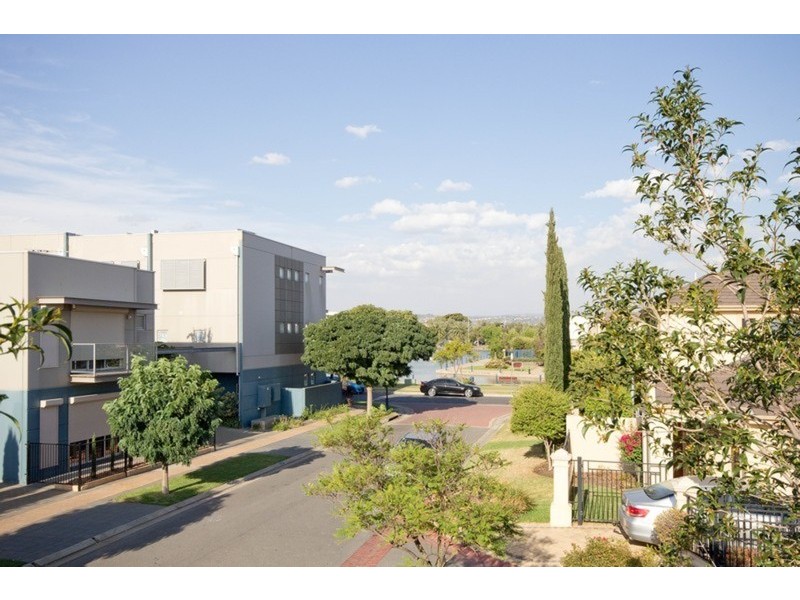 1 Alexandrina Walk, Mawson Lakes SA 5095