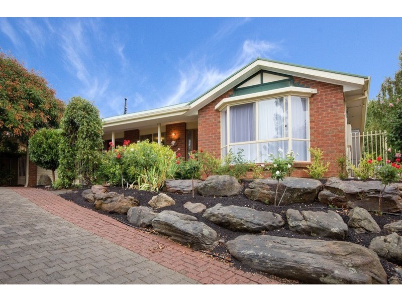 11 Treloar Avenue, Greenwith SA 5125