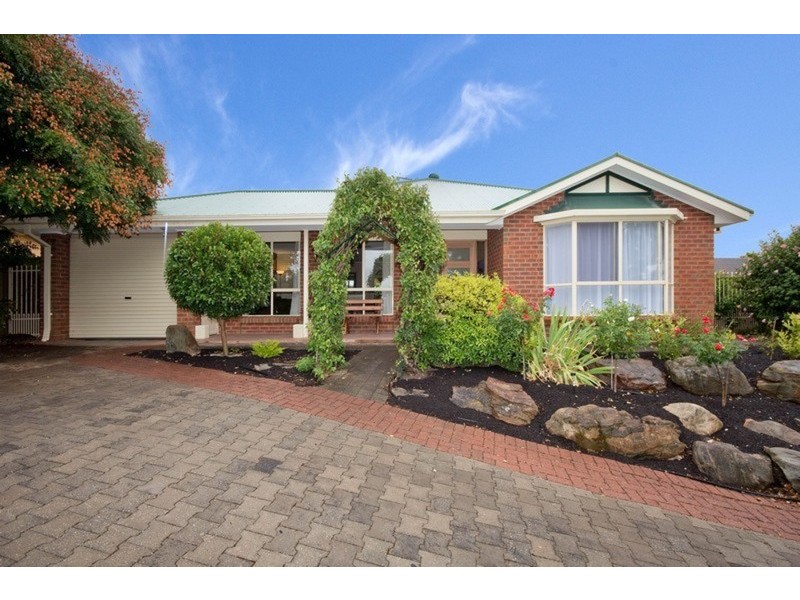 11 Treloar Avenue, Greenwith SA 5125