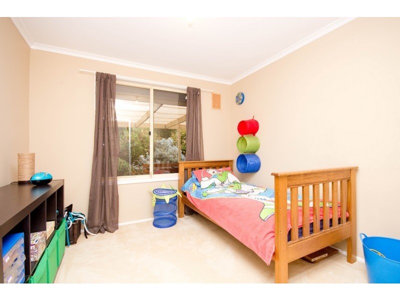 11 Treloar Avenue, Greenwith SA 5125