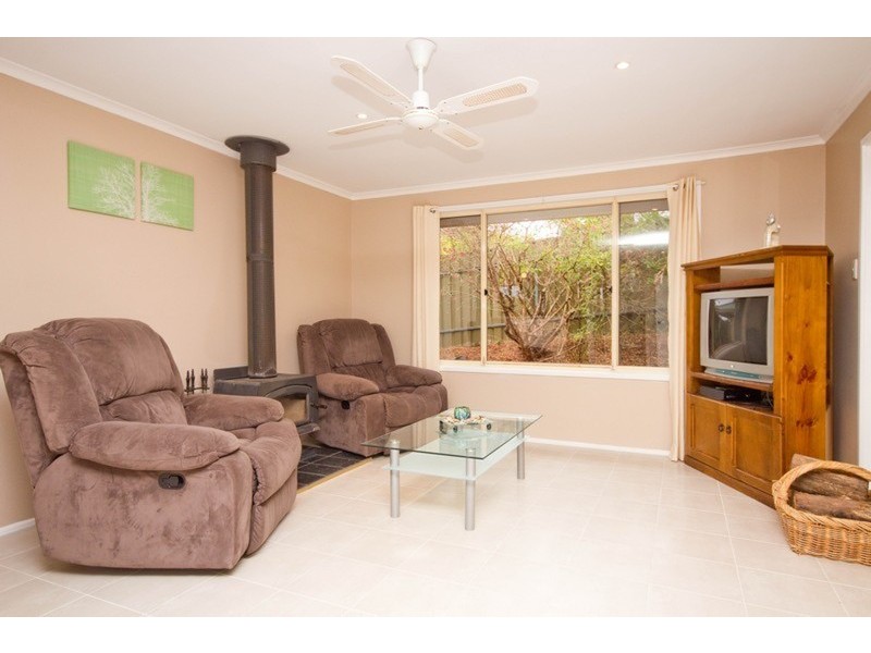 11 Treloar Avenue, Greenwith SA 5125