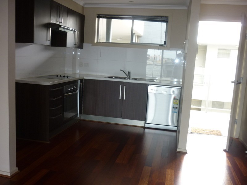 37/5 Goodall Parade, Mawson Lakes SA 5095