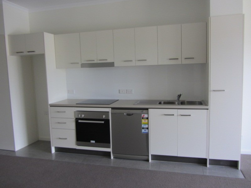35/10-16 Light Common, Mawson Lakes SA 5095