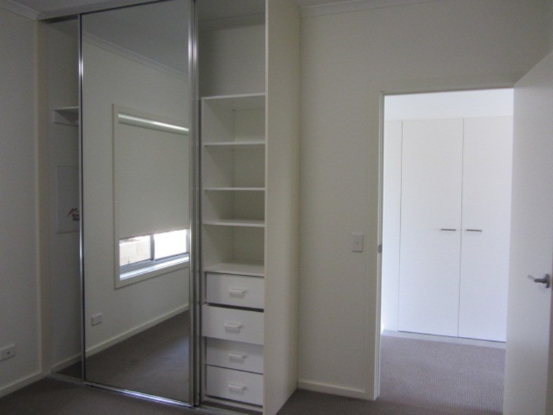 35/10-16 Light Common, Mawson Lakes SA 5095