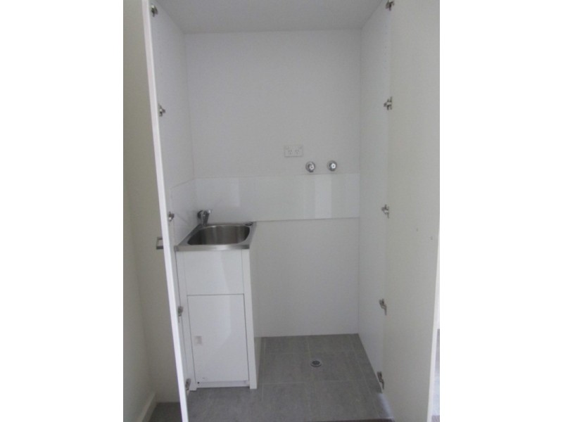 35/10-16 Light Common, Mawson Lakes SA 5095