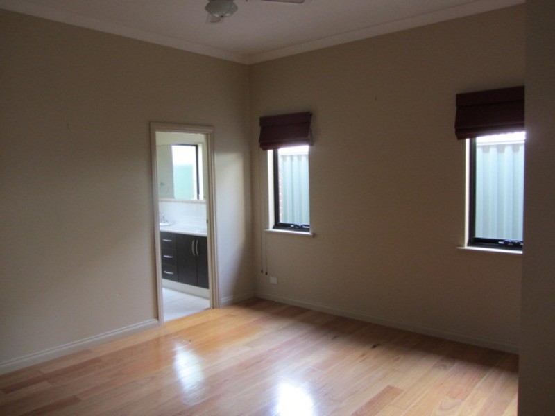 6 Saint Kitts Place, Mawson Lakes SA 5095