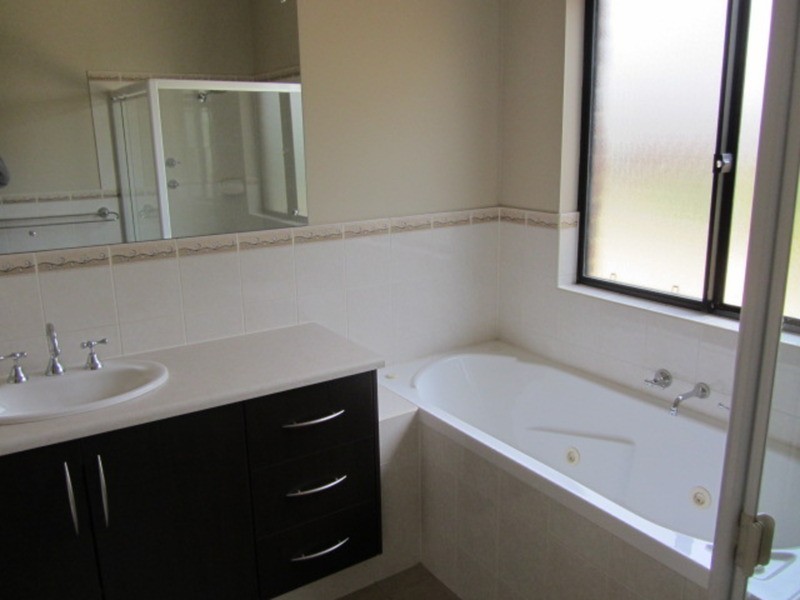 6 Saint Kitts Place, Mawson Lakes SA 5095