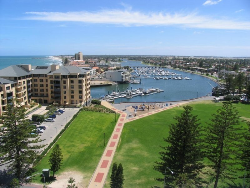 Glenelg SA 5045