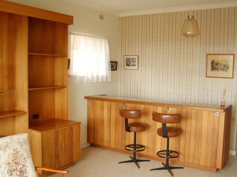 18 Hillcrest Drive, Eden Hills SA 5050