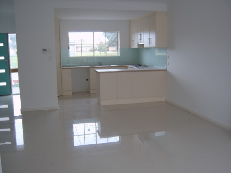 9B/C Silvers Crescent, Grange SA 5022