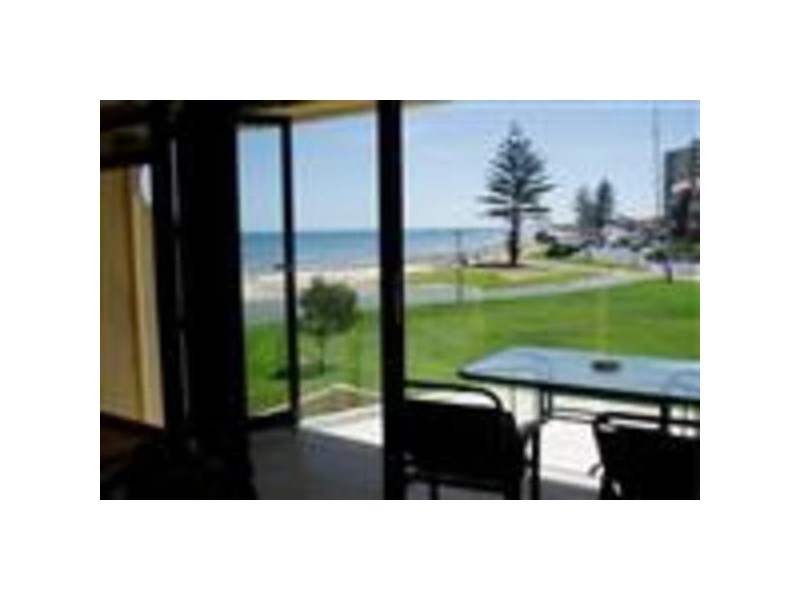 10 Cygnet Court, Glenelg SA 5045