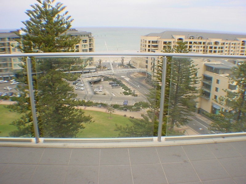 Glenelg SA 5045